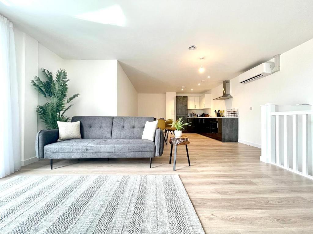 Bayard Plaza Penthouse Apartments 彼得伯勒 外观 照片
