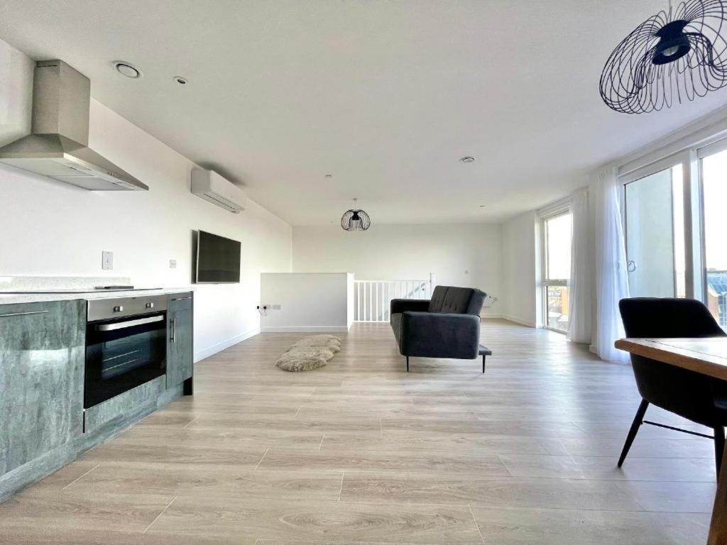 Bayard Plaza Penthouse Apartments 彼得伯勒 外观 照片