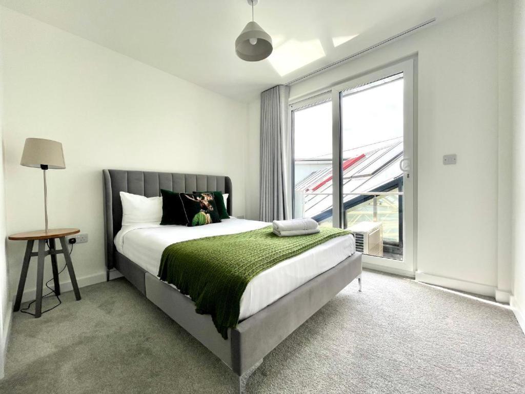 Bayard Plaza Penthouse Apartments 彼得伯勒 外观 照片