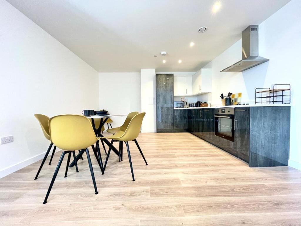 Bayard Plaza Penthouse Apartments 彼得伯勒 外观 照片