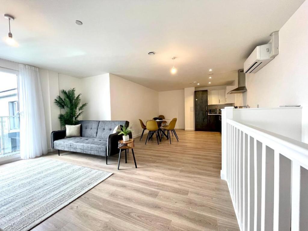 Bayard Plaza Penthouse Apartments 彼得伯勒 外观 照片